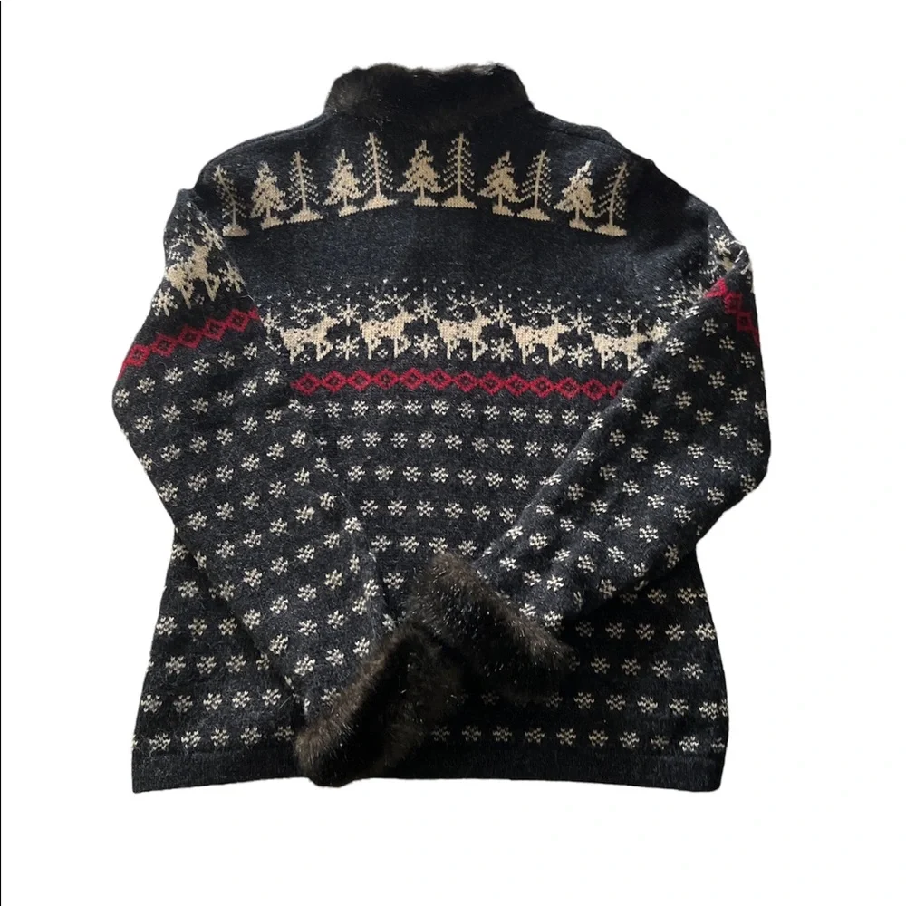 SKYR Nordic Fair Isle Faux Fur Collar/cuffs Wool Cardigan VTG Hong Kong EUC